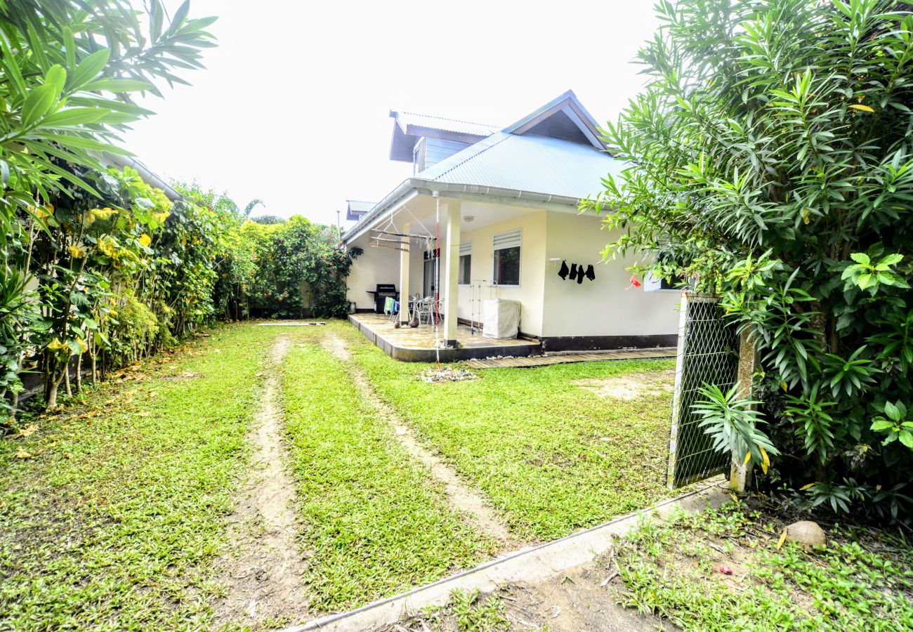 Two Bedroom Bungalow For Rent With Beach At 50m